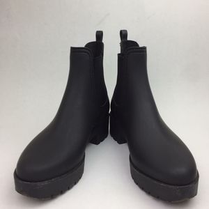 JEFFREY CAMPBELL Cloudy Chelsea Rain boots  sz 7